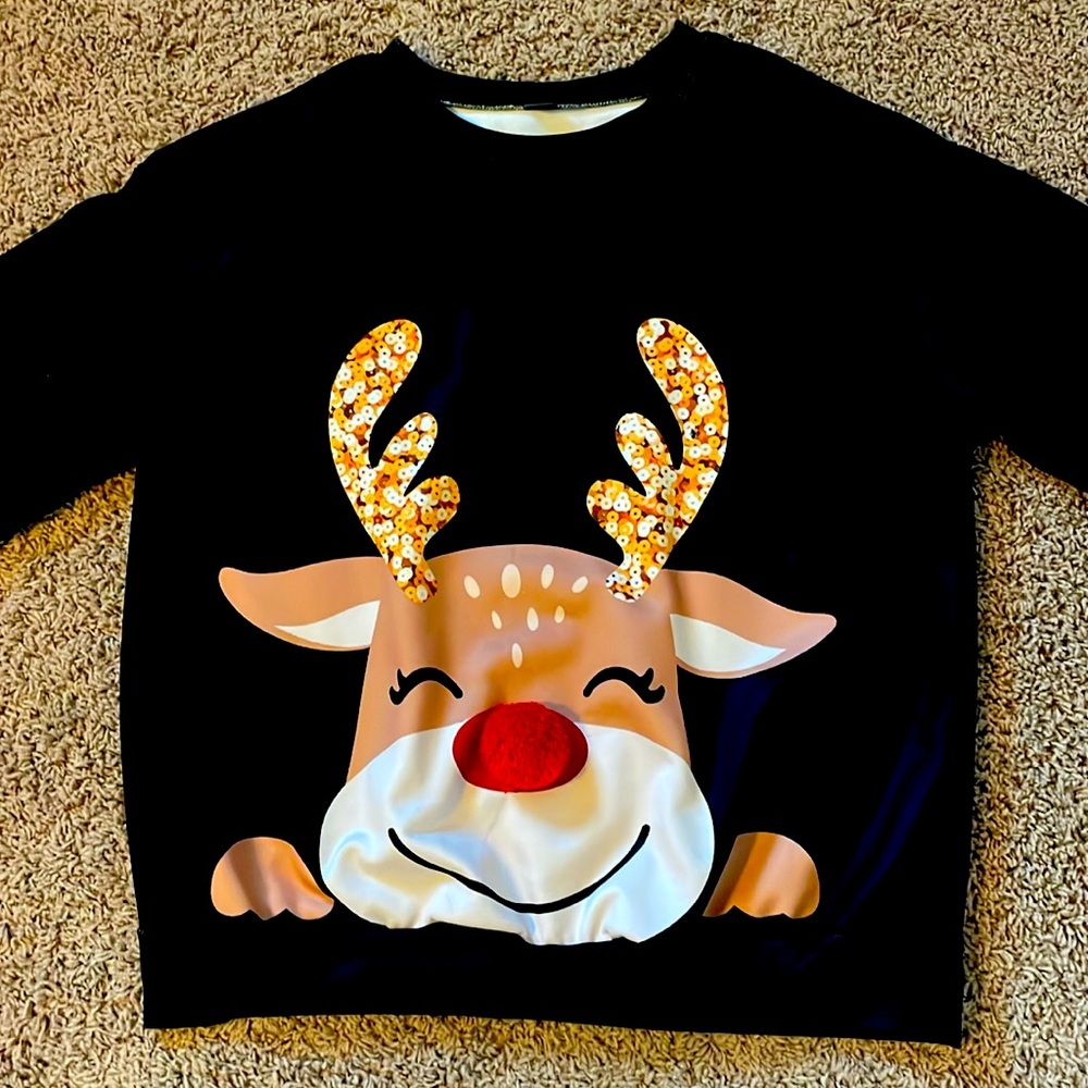 NWOT SHEIN HOLIDAY TOP size small